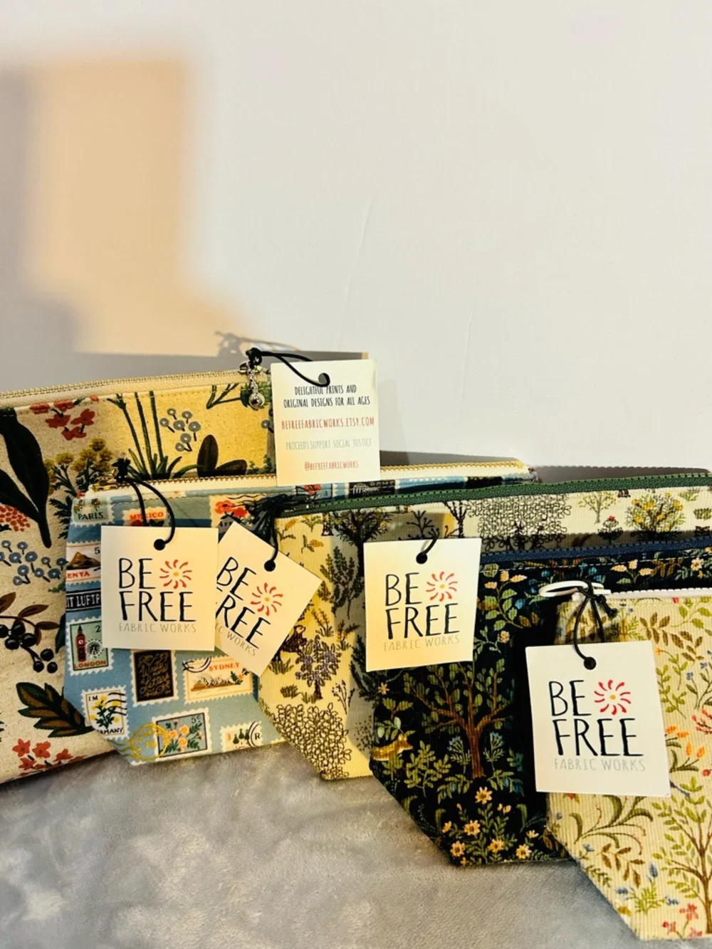 Be Free Fabric Works Zipper Pouch Bundle Handmade Floral Cosmetic Bags NWT - Picture 2 of 7
